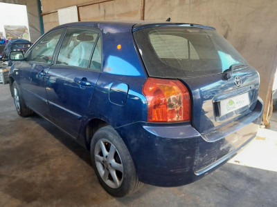 TOYOTA COROLLA (E12)