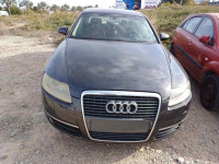 AUDI A6 BERLINA (4F2)