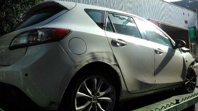 MAZDA 3 BERLINA (BL)