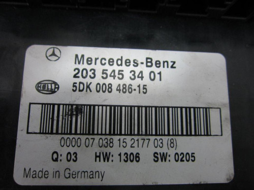 CAJA RELES / FUSIBLES Mercedes-Benz CLASE C (BM 203) BERLINA 