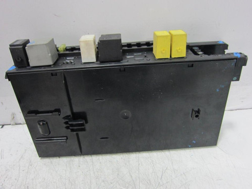 CAJA RELES / FUSIBLES Mercedes-Benz CLASE C (BM 203) BERLINA 