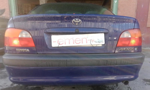  TOYOTA AVENSIS BERLINA (T22) 