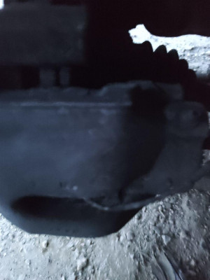 PINZA DE FRENO DELANTERA DERECHA