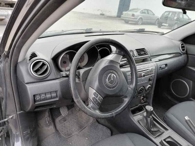 MAZDA 3 BERLINA (BK)