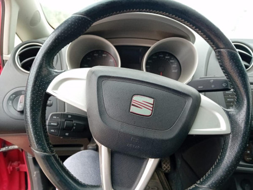 SEAT IBIZA BERLINA (6J5) — автомобиль-донор на запчасти 
