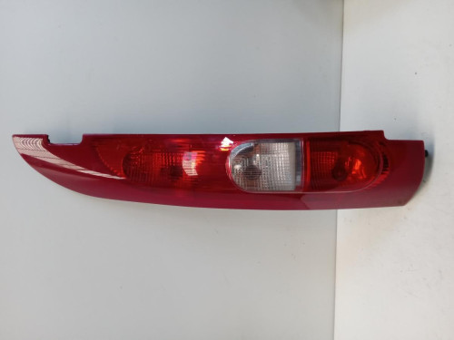  PILOTO TRASERO IZQUIERDO Nissan KUBISTAR (X76) 