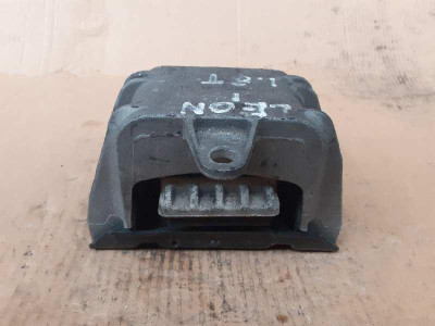 SOPORTE MOTOR DERECHO