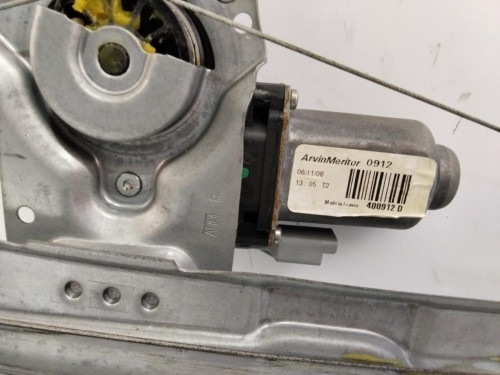 ELEVALUNAS DELANTERO DERECHO Peugeot 207 