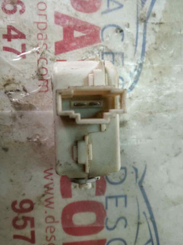 MOTOR CIERRE CENTRALIZADO PORTON VOLKSWAGEN GOLF IV BERLINA (1J1)(10.1997) 
