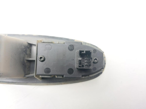MANDO ELEVALUNAS DELANTERO DERECHO ALFA ROMEO 159 (140) 
