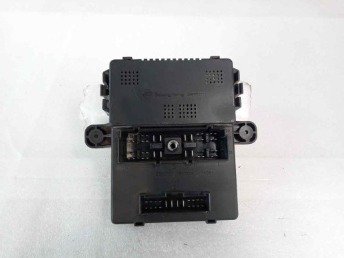  CAJA RELES / FUSIBLES SSANGYONG RODIUS 