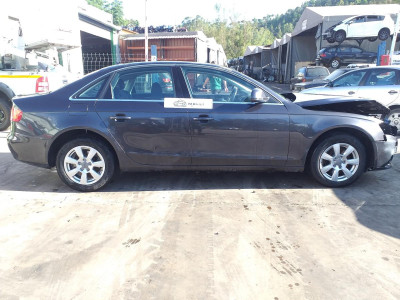 AUDI A4 BERLINA (8K2)