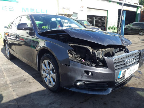  AUDI A4 BERLINA (8K2) 