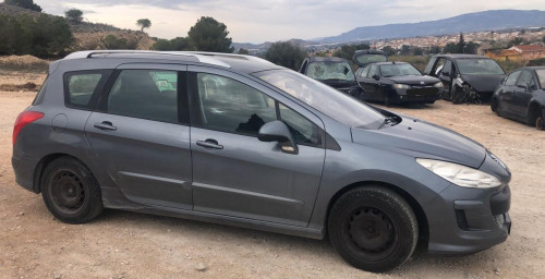 PEUGEOT 308 SW — vehículo donante para recambios 