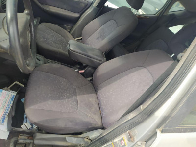ASIENTO DELANTERO IZQUIERDO