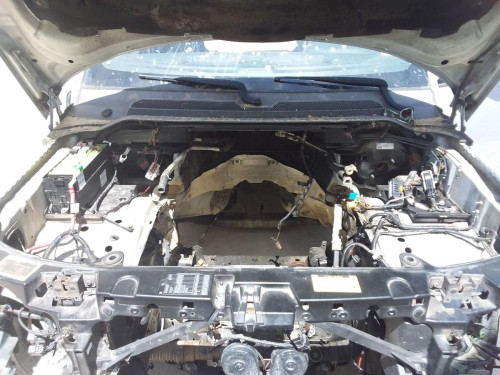 LAND ROVER DISCOVERY 4 — vehículo donante para recambios 