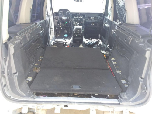 LAND ROVER DISCOVERY 4 — vehículo donante para recambios 