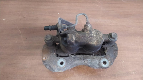 PINZA DE FRENO DELANTERA DERECHA MITSUBISHI MONTERO (V20/V40) 