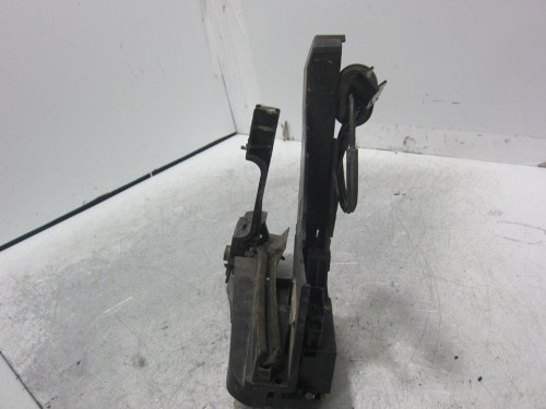  CERRADURA PUERTA DELANTERA DERECHA FORD FIESTA (CBK) 