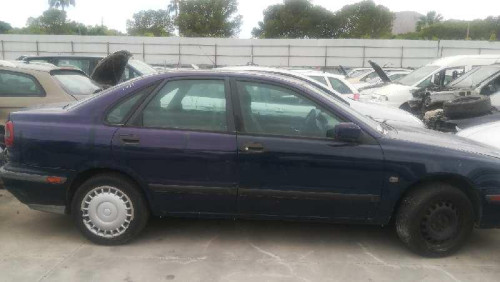  VOLVO S40 BERLINA 