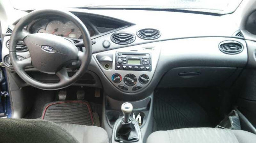  FORD FOCUS BERLINA (CAK) 