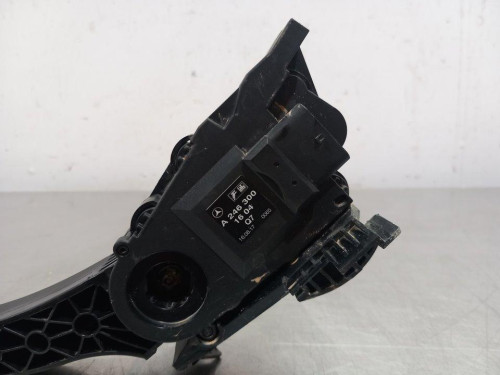  PEDAL ACELERADOR Mercedes-Benz CLASE GLA (BM 156) 