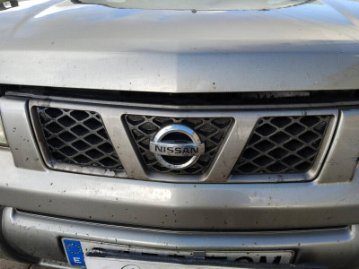 REJILLA DELANTERA Nissan X-Trail (T30)(06.2001->)