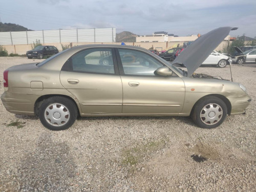  DAEWOO NUBIRA BERLINA 
