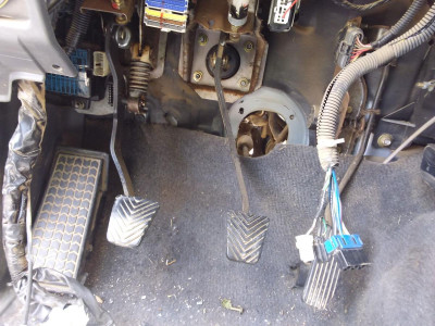 PEDAL EMBRAGUE