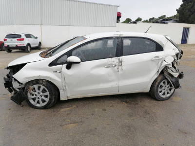 KIA RIO (UB)