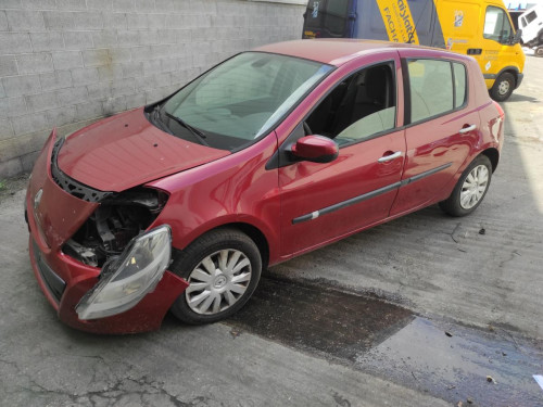 RENAULT CLIO III — автомобиль-донор на запчасти 