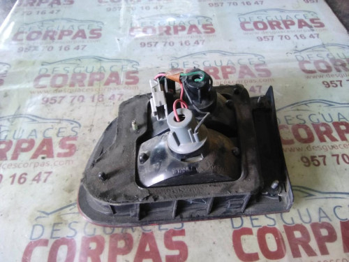  PILOTO TRASERO DERECHO Honda CIVIC BERL. 3/4 (EG/EH) 