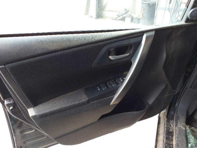 TOYOTA AURIS (E18)