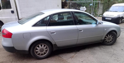  AUDI A6 BERLINA (4B2) 
