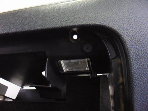  GUANTERA, VOLKSWAGEN, GOLF VI (5K1)(10.2008) 