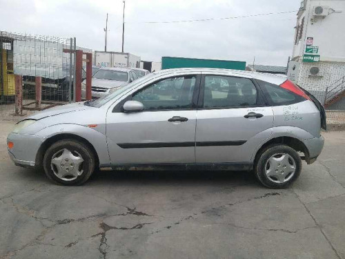 FORD FOCUS BERLINA (CAK) — vehículo donante para recambios 