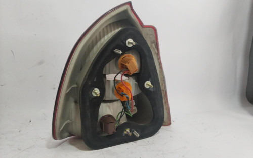 PILOTO TRASERO DERECHO MITSUBISHI CARISMA BERLINA 4 (DA0) 