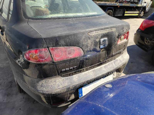 SEAT CORDOBA BERLINA (6L2) — vehículo donante para recambios 