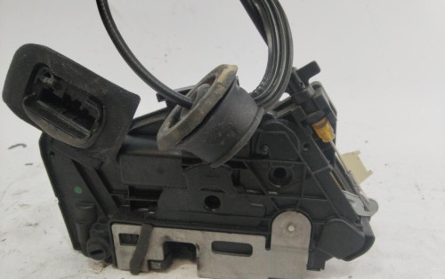 CERRADURA PUERTA TRASERA IZQUIERDA 