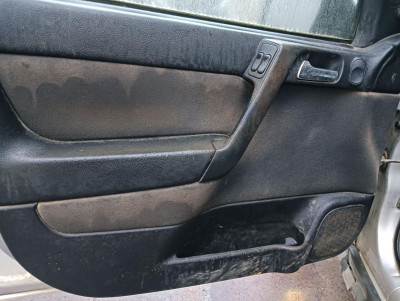 OPEL ASTRA G BERLINA