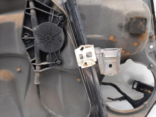 ELEVALUNAS DELANTERO DERECHO Volkswagen GOLF IV BERLINA (1J1)(10.1997) 