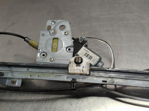 ELEVALUNAS DELANTERO IZQUIERDO RENAULT KANGOO II (F/KW0) 