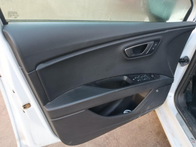SEAT LEON (5F1)