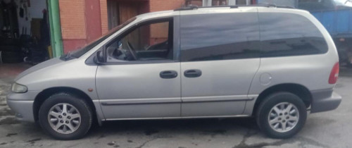  CHRYSLER VOYAGER GS 