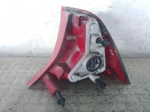 PILOTO TRASERO IZQUIERDO Ford FOCUS BERLINA (CAK) 