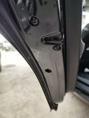 CERRADURA PUERTA TRASERA IZQUIERDA