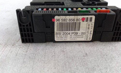  CAJA RELES / FUSIBLES CITROEN C4 BERLINA 
