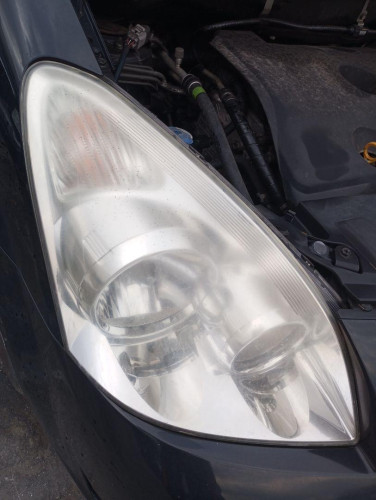 FARO DERECHO Toyota COROLLA VERSO (R1) 