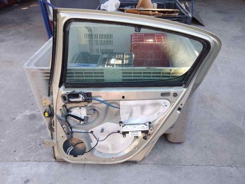 PUERTA TRASERA DERECHA Peugeot 407 