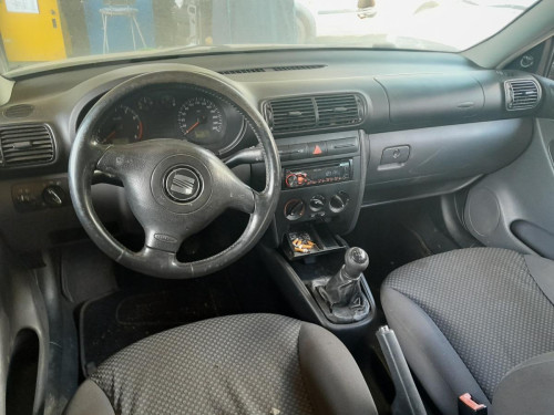  SEAT LEON (1M1) 
